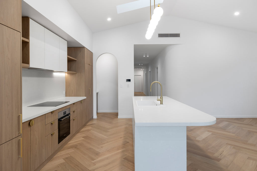 Pull Out Bench Mounted Kitchen Mixer
